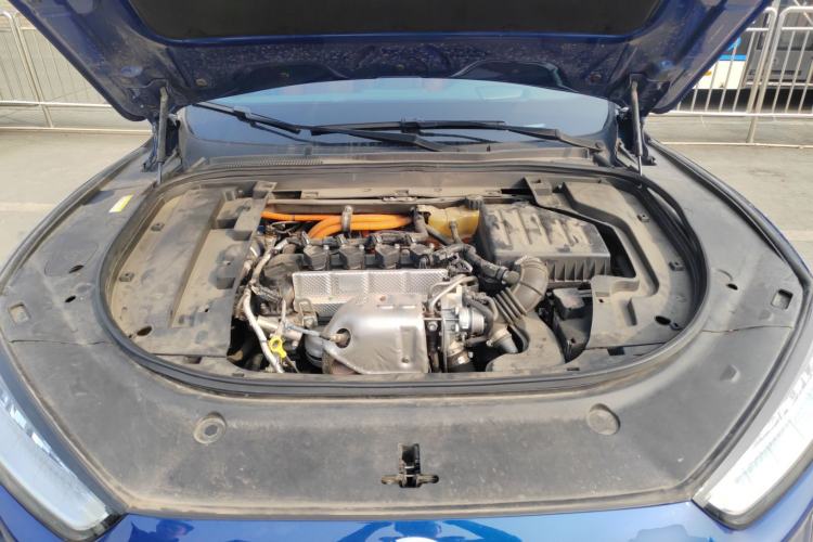 Used SERES SF5 2021 Four-Wheel Drive Freedom Expedition Edition Engine Bay