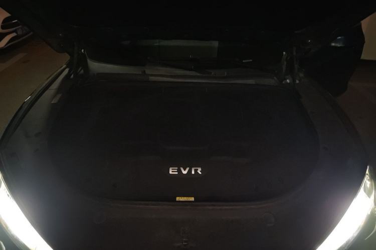 Used SERES SF5 2021 Four-Wheel Drive Freedom Expedition Edition Engine Bay