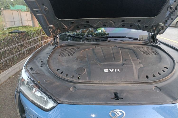 Used SERES SF5 2021 Huawei Smart Selection Four-Wheel Drive Edition Engine Bay Right
