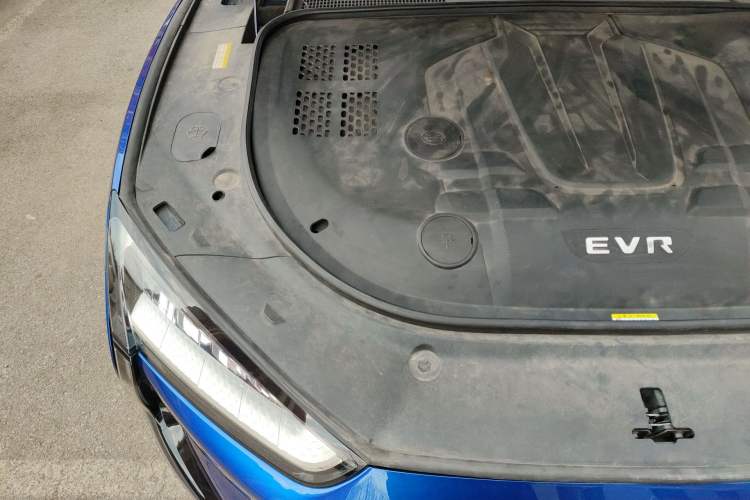 Used SERES SF5 2021 Huawei Smart Selection Four-Wheel Drive Edition Engine Bay Right