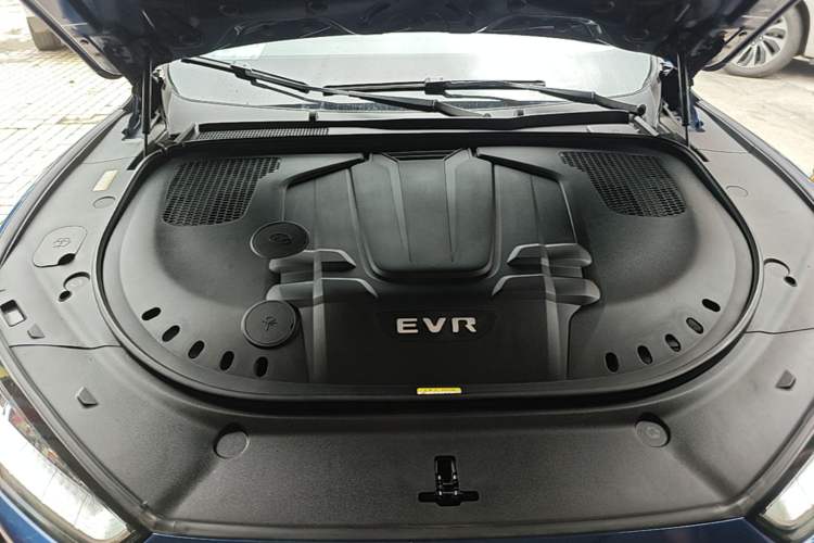 Used SERES SF5 2021 Four-Wheel Drive Freedom Expedition Edition Engine Bay
