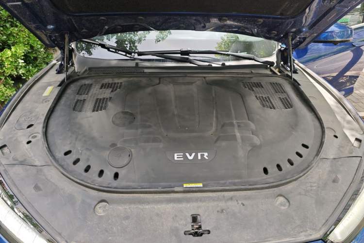 Used SERES SF5 2021 Four-Wheel Drive Freedom Expedition Edition Engine Bay