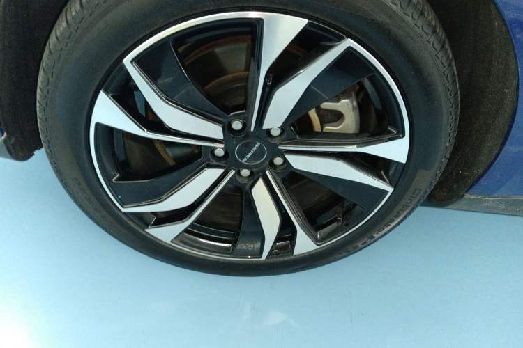 Used SERES SF5 2021 Four-Wheel Drive Freedom Expedition Edition Exterior 4