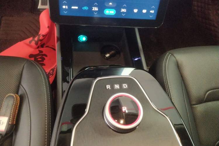 Used SERES SF5 2021 Huawei Smart Selection Four-Wheel Drive Edition Gear Lever