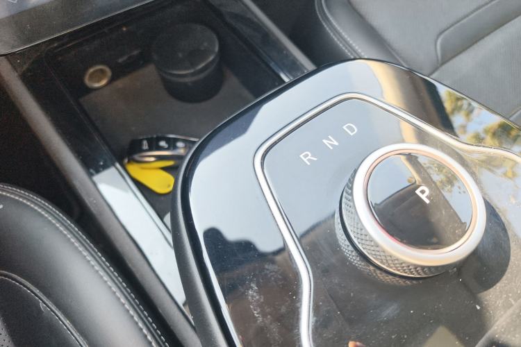 Used SERES SF5 2021 Huawei Smart Selection Four-Wheel Drive Edition Gear Lever