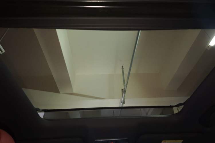Used SERES SF5 2021 Four-Wheel Drive Freedom Expedition Edition Headliner