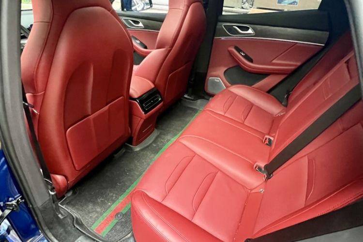 Used SERES SF5 2021 Four-Wheel Drive Freedom Expedition Edition Interior 1