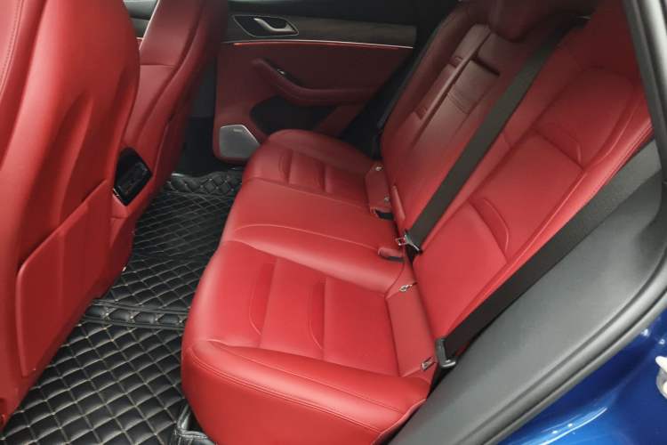 Used SERES SF5 2021 Four-Wheel Drive Freedom Expedition Edition Interior 4