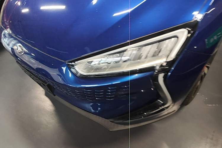 Used SERES SF5 2021 Huawei Smart Selection Four-Wheel Drive Edition Left Front Headlight