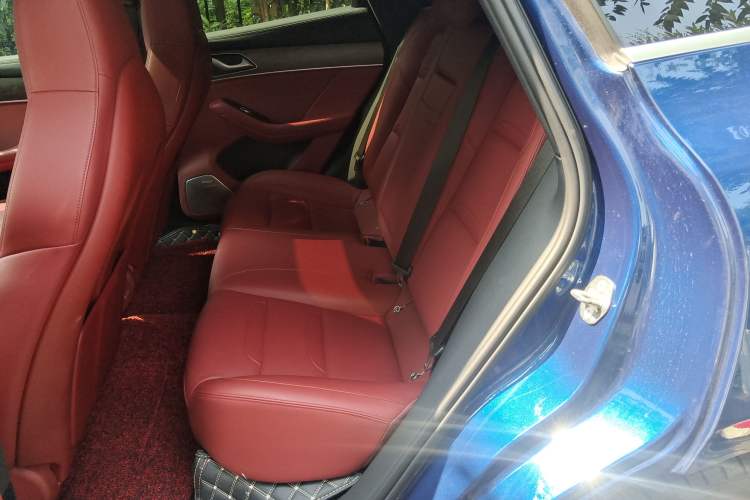 Used SERES SF5 2021 Huawei Smart Selection Four-Wheel Drive Edition Left Rear Seat