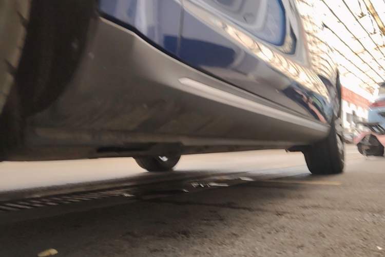 Used SERES SF5 2021 Four-Wheel Drive Freedom Expedition Edition Left Side Sill