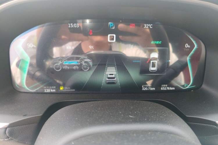Used SERES SF5 2021 Four-Wheel Drive Freedom Expedition Edition Odometer Close Up