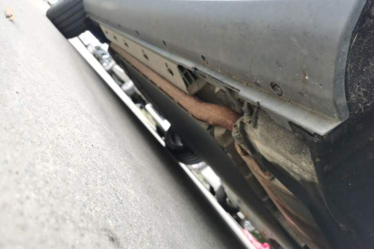 Used SERES SF5 2021 Four-Wheel Drive Freedom Expedition Edition Right Side Sill