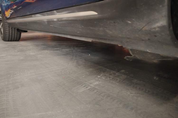 Used SERES SF5 2021 Huawei Smart Selection Four-Wheel Drive Edition Right Side Sill