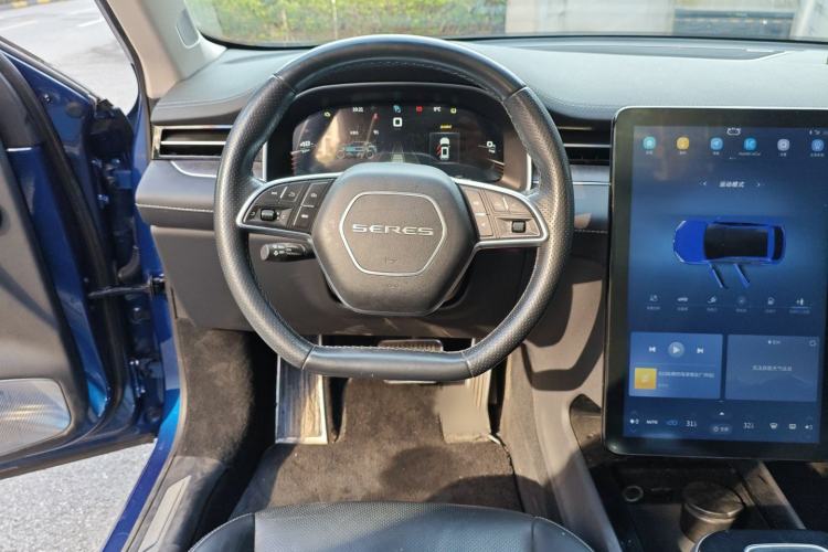 Used SERES SF5 2021 Huawei Smart Selection Four-Wheel Drive Edition Steering Wheel