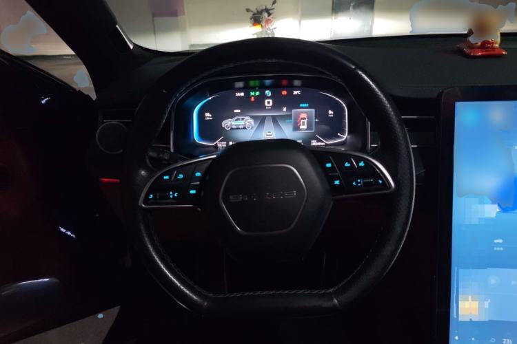Used SERES SF5 2021 Four-Wheel Drive Freedom Expedition Edition Steering Wheel