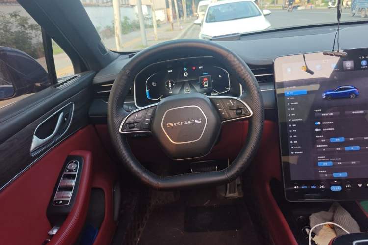 Used SERES SF5 2021 Huawei Smart Selection Four-Wheel Drive Edition Steering Wheel