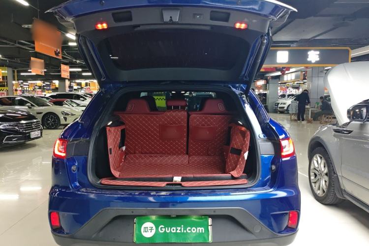 Used SERES SF5 2021 Huawei Smart Selection Four-Wheel Drive Edition Trunk
