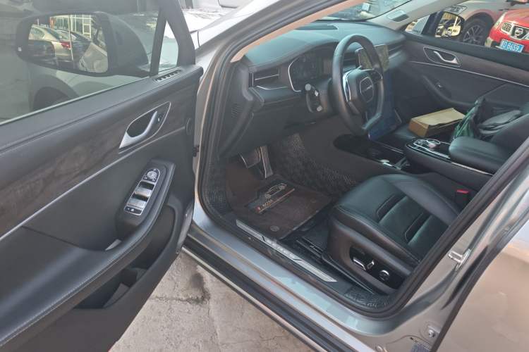 Used SERES SF5 2021 Four-Wheel Drive Freedom Expedition Edition Driver Seat