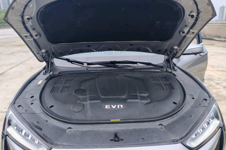 Used SERES SF5 2021 Huawei Smart Selection Four-Wheel Drive Edition Engine Bay
