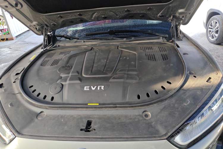 Used SERES SF5 2021 Huawei Smart Selection Four-Wheel Drive Edition Engine Bay