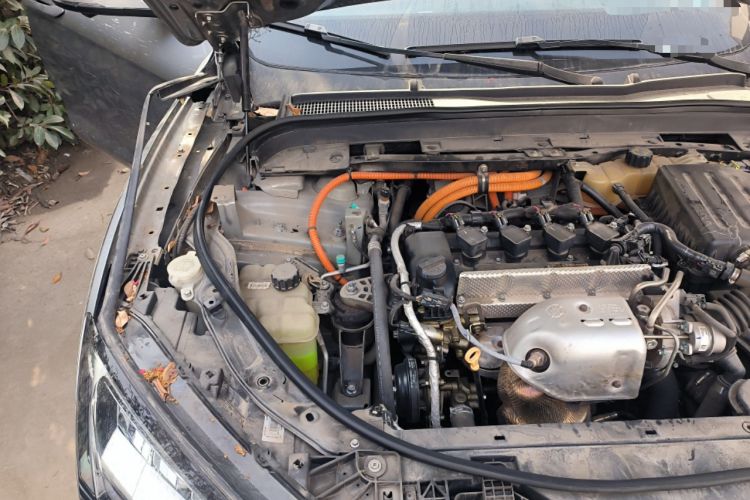 Used SERES SF5 2021 Four-Wheel Drive Freedom Expedition Edition Engine Bay Right