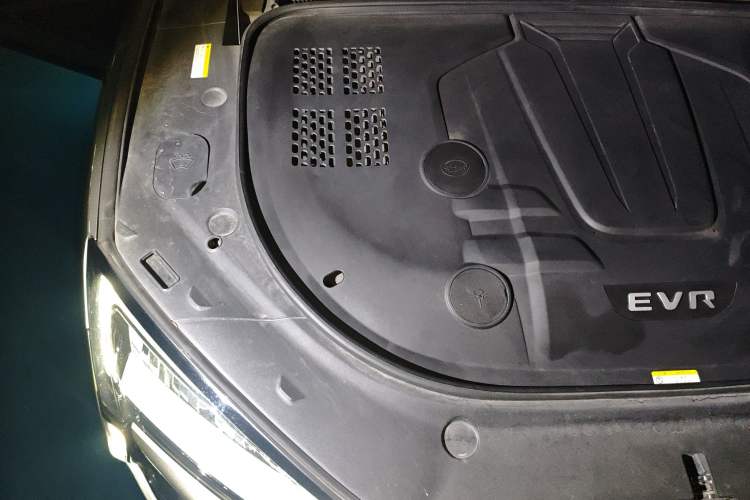 Used SERES SF5 2021 Huawei Smart Selection Four-Wheel Drive Edition Engine Bay Right