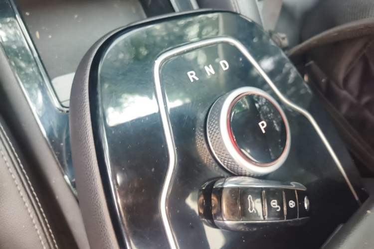Used SERES SF5 2021 Huawei Smart Selection Four-Wheel Drive Edition Gear Lever