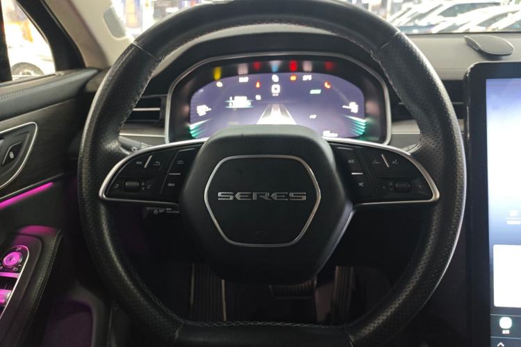 Used SERES SF5 2021 Huawei Smart Selection Four-Wheel Drive Edition Interior 6