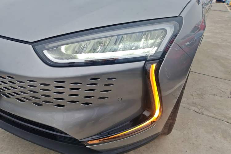 Used SERES SF5 2021 Huawei Smart Selection Four-Wheel Drive Edition Left Front Headlight
