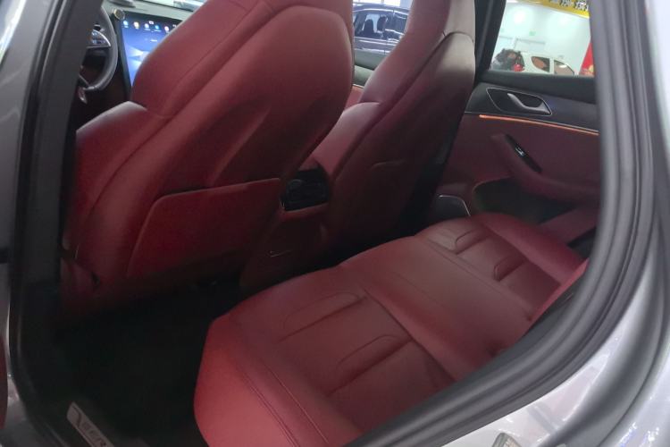 Used SERES SF5 2021 Four-Wheel Drive Freedom Expedition Edition Left Rear Seat