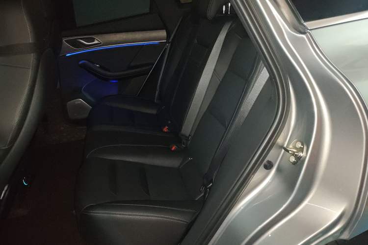 Used SERES SF5 2021 Huawei Smart Selection Four-Wheel Drive Edition Left Rear Seat