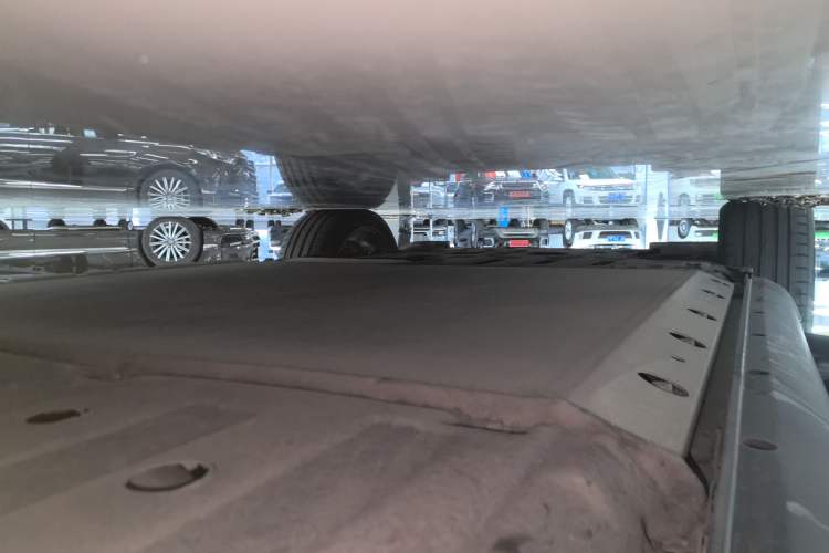 Used SERES SF5 2021 Four-Wheel Drive Freedom Expedition Edition Left Side Sill