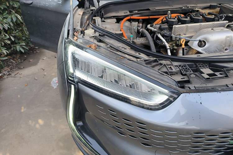 Used SERES SF5 2021 Four-Wheel Drive Freedom Expedition Edition Right Front Headlight
