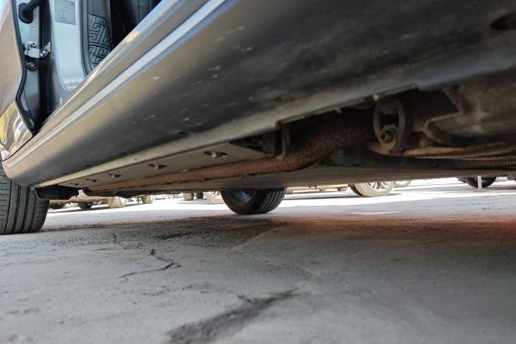 Used SERES SF5 2021 Four-Wheel Drive Freedom Expedition Edition Right Side Sill