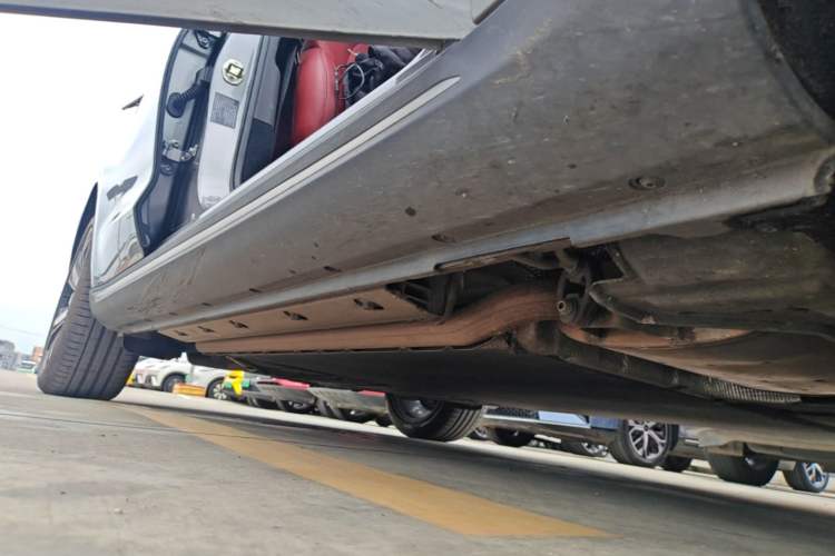 Used SERES SF5 2021 Huawei Smart Selection Four-Wheel Drive Edition Right Side Sill