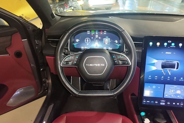 Used SERES SF5 2021 Huawei Smart Selection Four-Wheel Drive Edition Steering Wheel