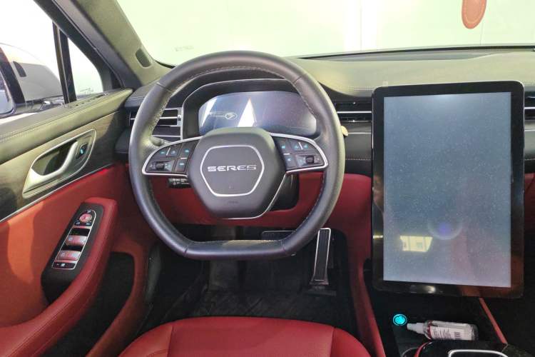 Used SERES SF5 2021 Huawei Smart Selection Four-Wheel Drive Edition Steering Wheel