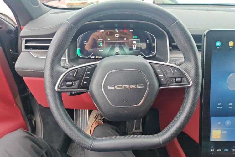 Used SERES SF5 2021 Huawei Smart Selection Four-Wheel Drive Edition Steering Wheel