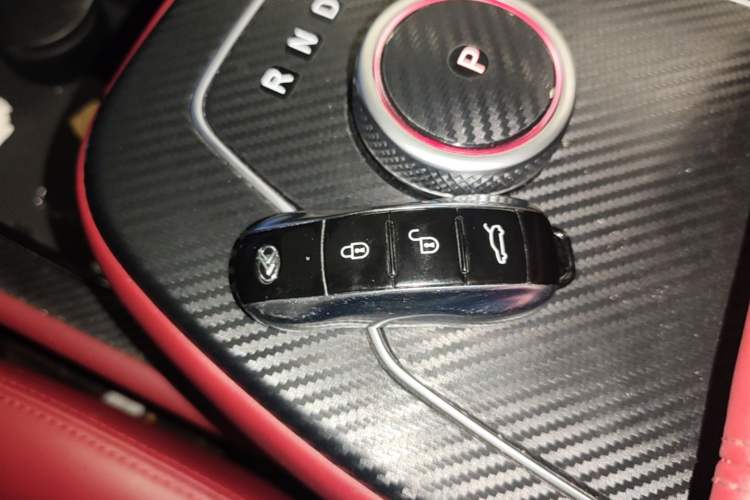 Used SERES SF5 2021 Huawei Smart Selection Four-Wheel Drive Edition Vehicle Key