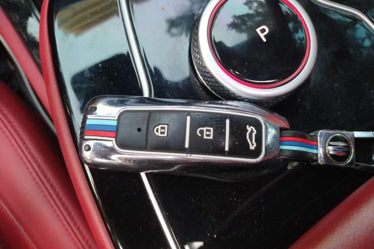 Used SERES SF5 2021 Huawei Smart Selection Four-Wheel Drive Edition Vehicle Key