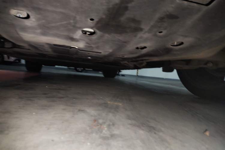 Used SERES SF5 2021 Huawei Smart Selection Four-Wheel Drive Edition Chassis Rear