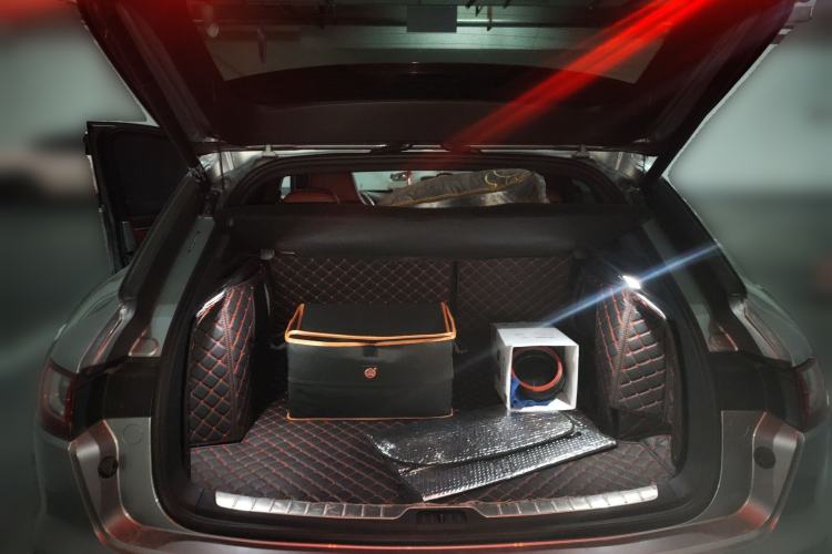 Used SERES SF5 2021 Huawei Smart Selection Four-Wheel Drive Edition Trunk