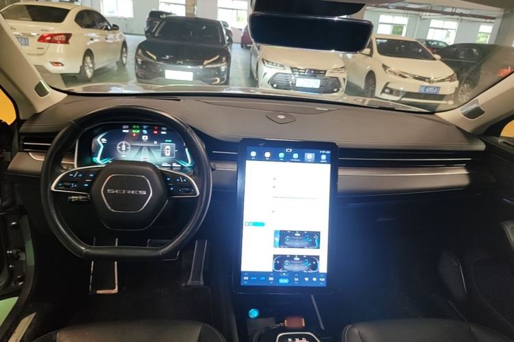 Used SERES SF5 2021 Huawei Smart Selection Four-Wheel Drive Edition Center Console