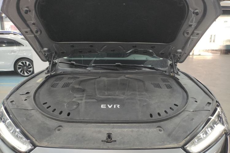 Used SERES SF5 2021 Four-Wheel Drive Freedom Expedition Edition Engine Bay