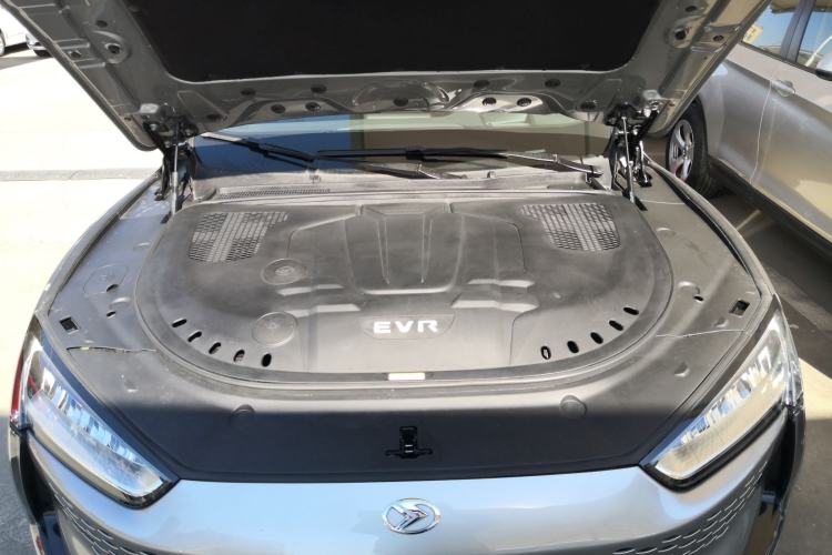 Used SERES SF5 2021 Four-Wheel Drive Freedom Expedition Edition Engine Bay