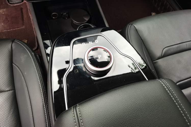 Used SERES SF5 2021 Huawei Smart Selection Four-Wheel Drive Edition Gear Lever