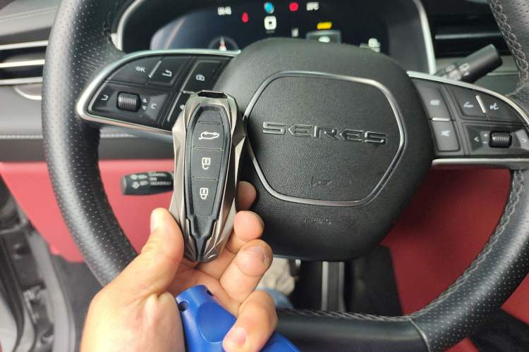 Used SERES SF5 2021 Huawei Smart Selection Four-Wheel Drive Edition Interior 1