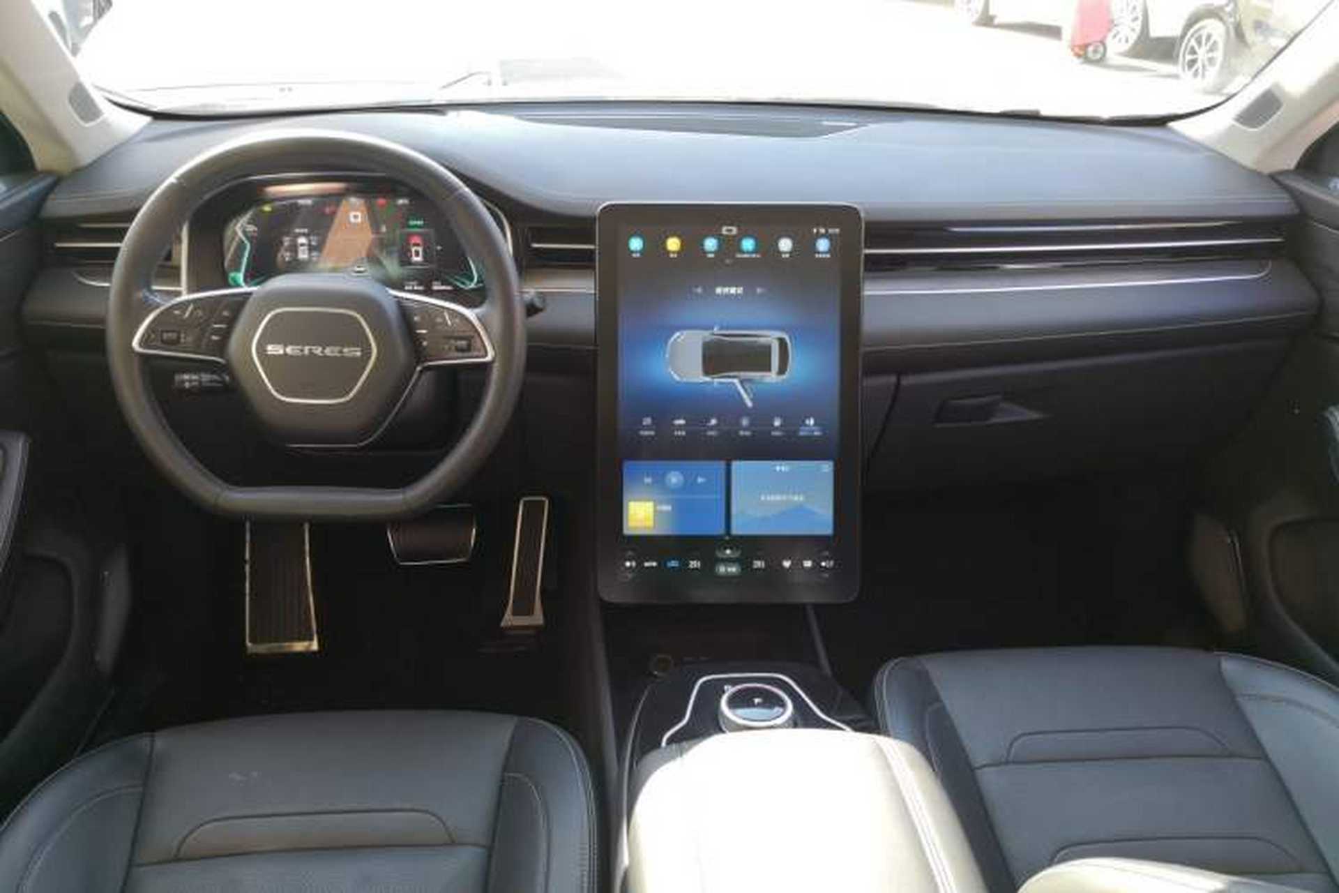 Used SERES SF5 2021 Four-Wheel Drive Freedom Expedition Edition Interior 2