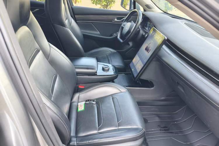 Used SERES SF5 2021 Four-Wheel Drive Freedom Expedition Edition Interior 4